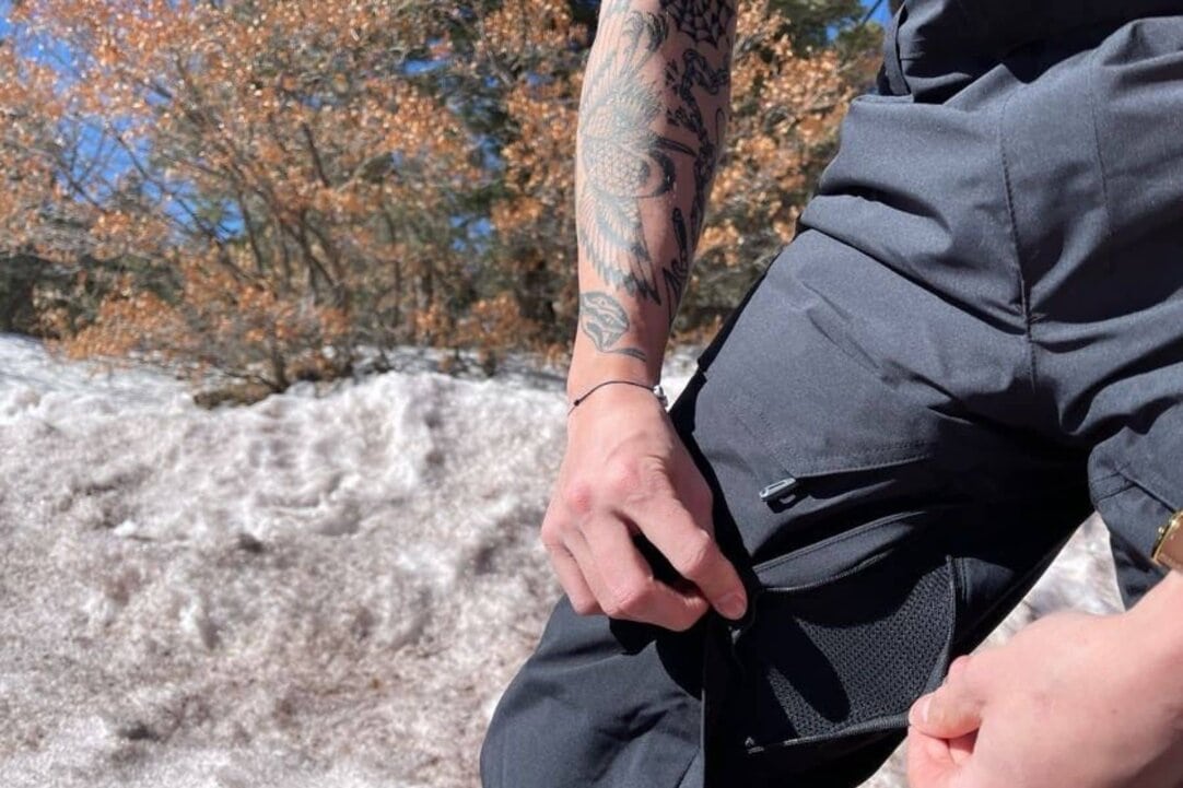 Outdoor Research Snowcrew Pants - Review 2024 - Slope Magazine Outdoor Research Snowcrew Pants - Review 2024 - Slope Magazine
